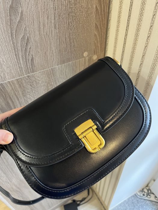 Шкіряна сумка в ідеальному стані