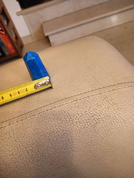 Obelisco de quartzo azul