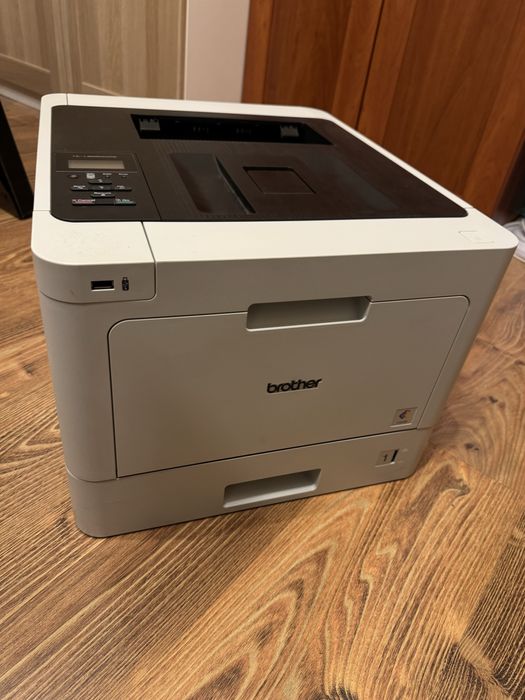 Sprzedam drukarkę Brother HL-L8260CDW – kolorowa, laserowa, Wi-Fi