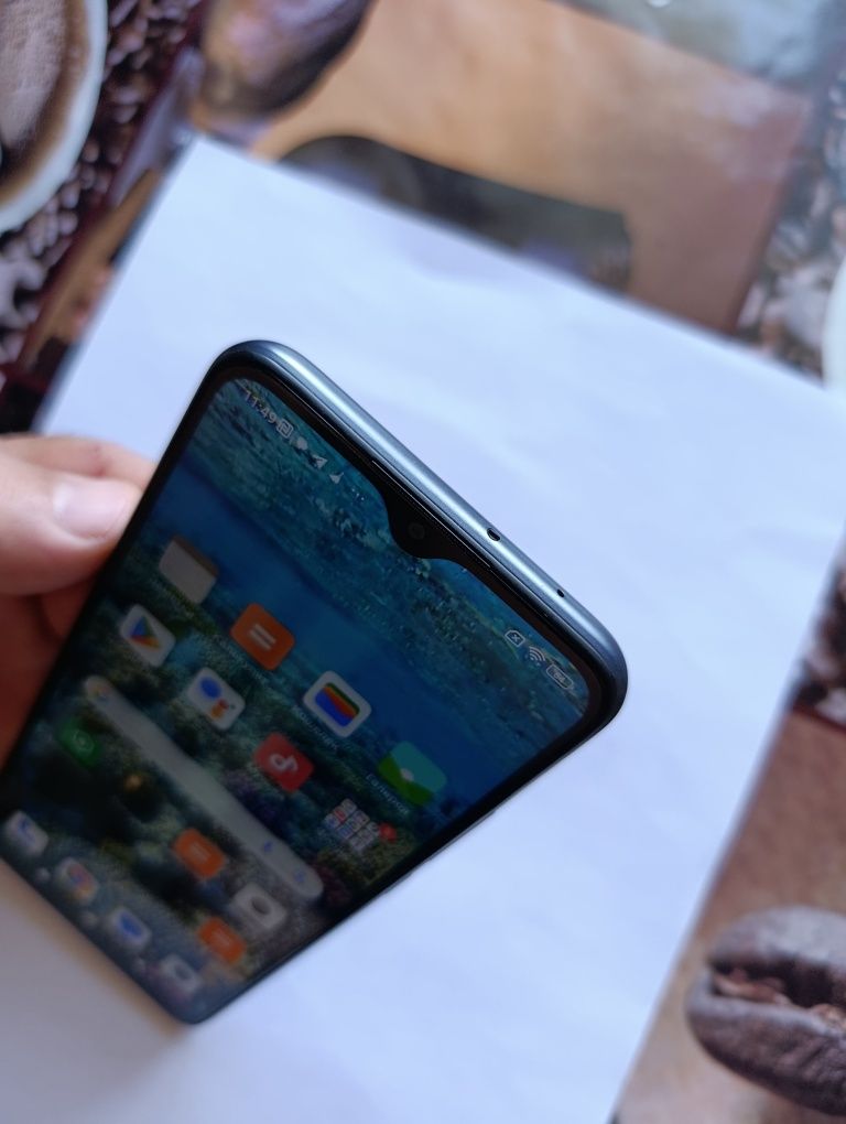 Продам смартфон Redmi9