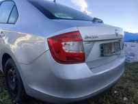 Błotnik tył tylni cwiartka dupa wanna skoda rapid liftback LA7W