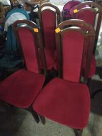 Krzesło tapicerowane czerwone