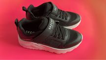 Skechers скечерс легкі зручні кросівки 30р Оригінал