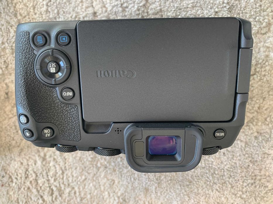 Canon RP Mirrorless Full-frame