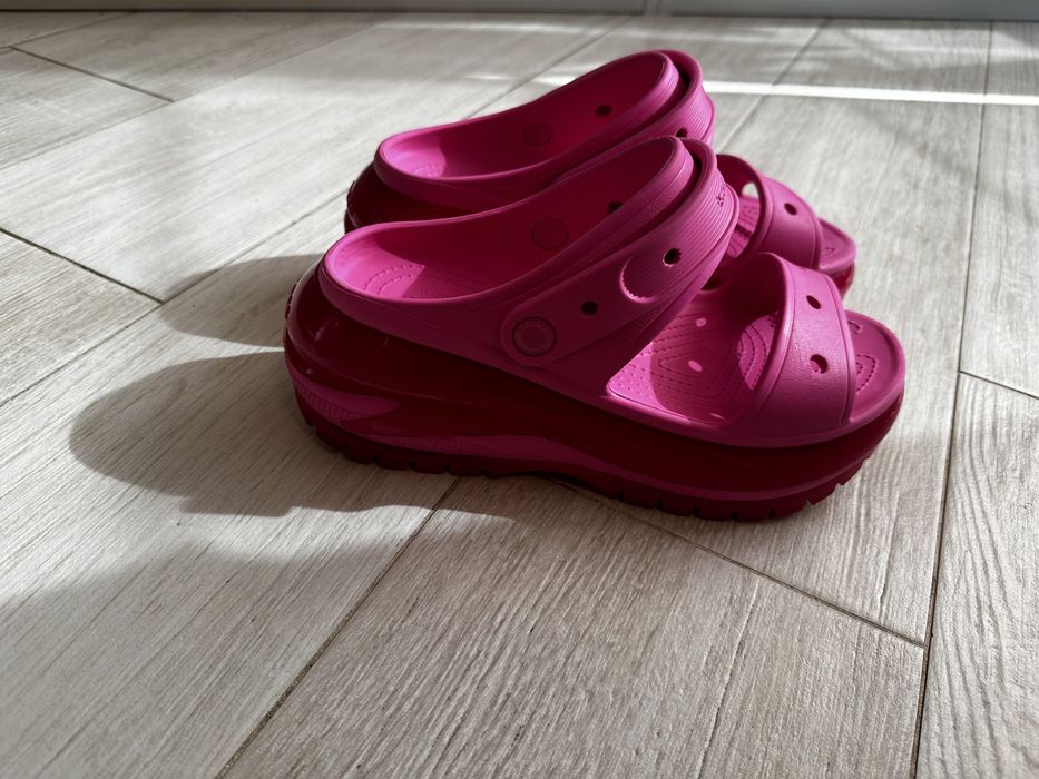 Mega Crush Sandal Juice