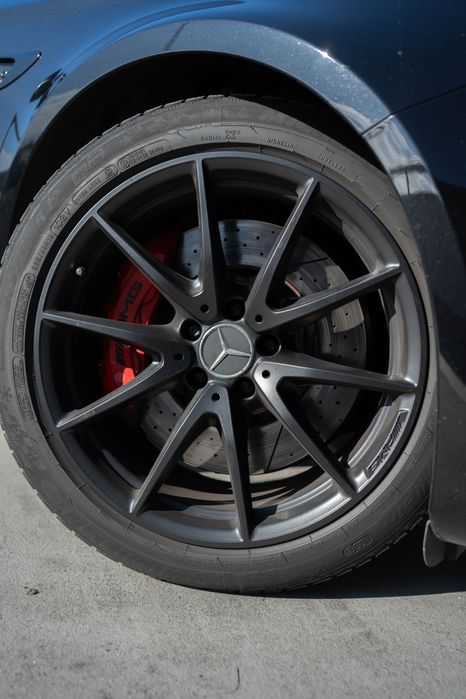 Wynajem Mercedes E63S 800hp OGNIE Z WYDECHU, Wypożyczalnia aut Premium