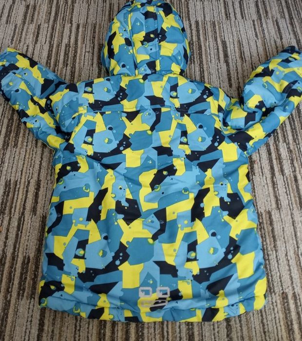 Kurtka chłopięca zimowa narciarska wzorzysta polar kaptur 5.10.15