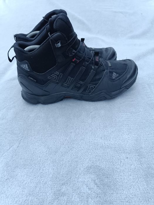 Мужские кроссовки ботинки Adidas Gore tex р43