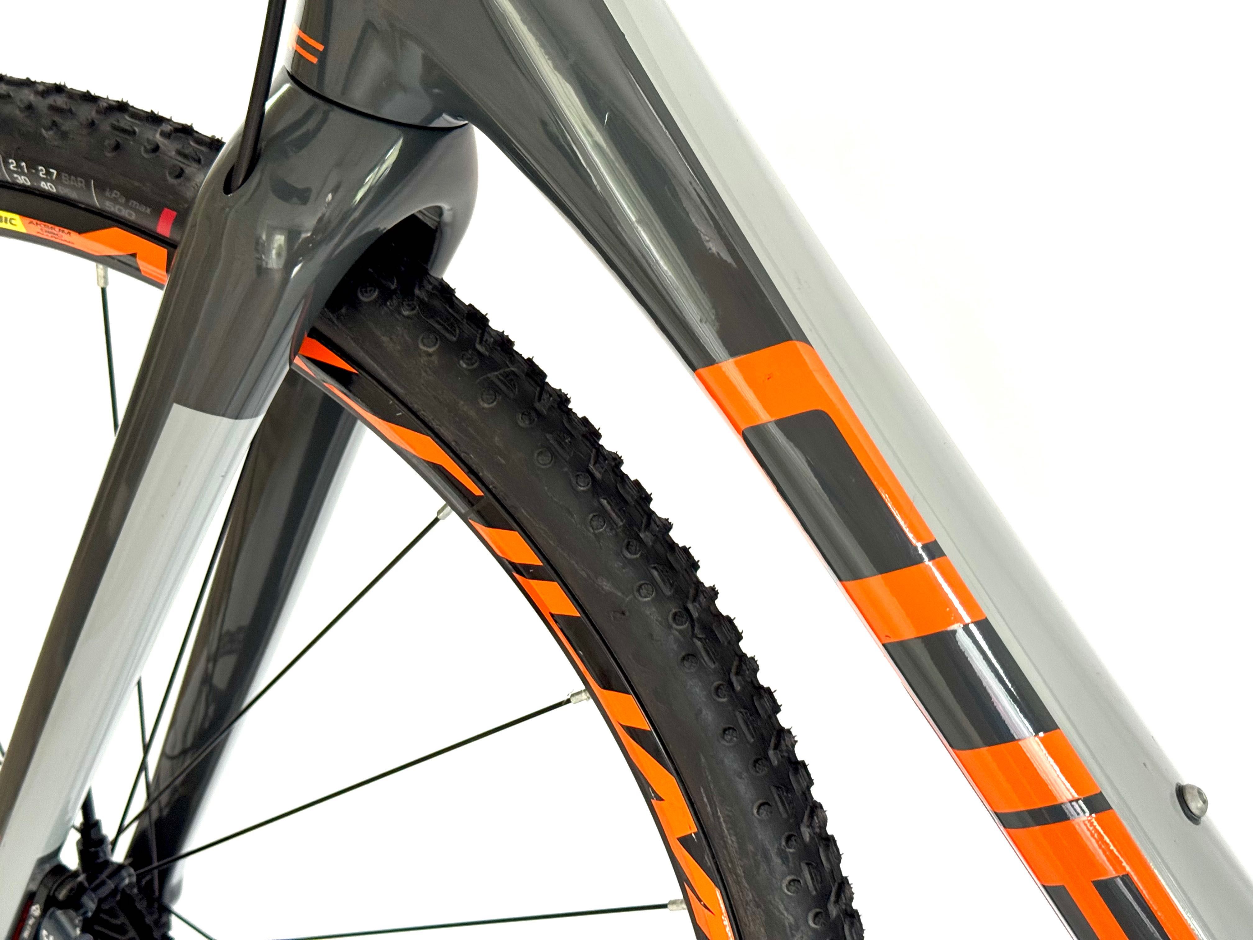 Rower Przełajowy Karbonowy CUBE CROSS RACE Carbon Disc jak Gravel