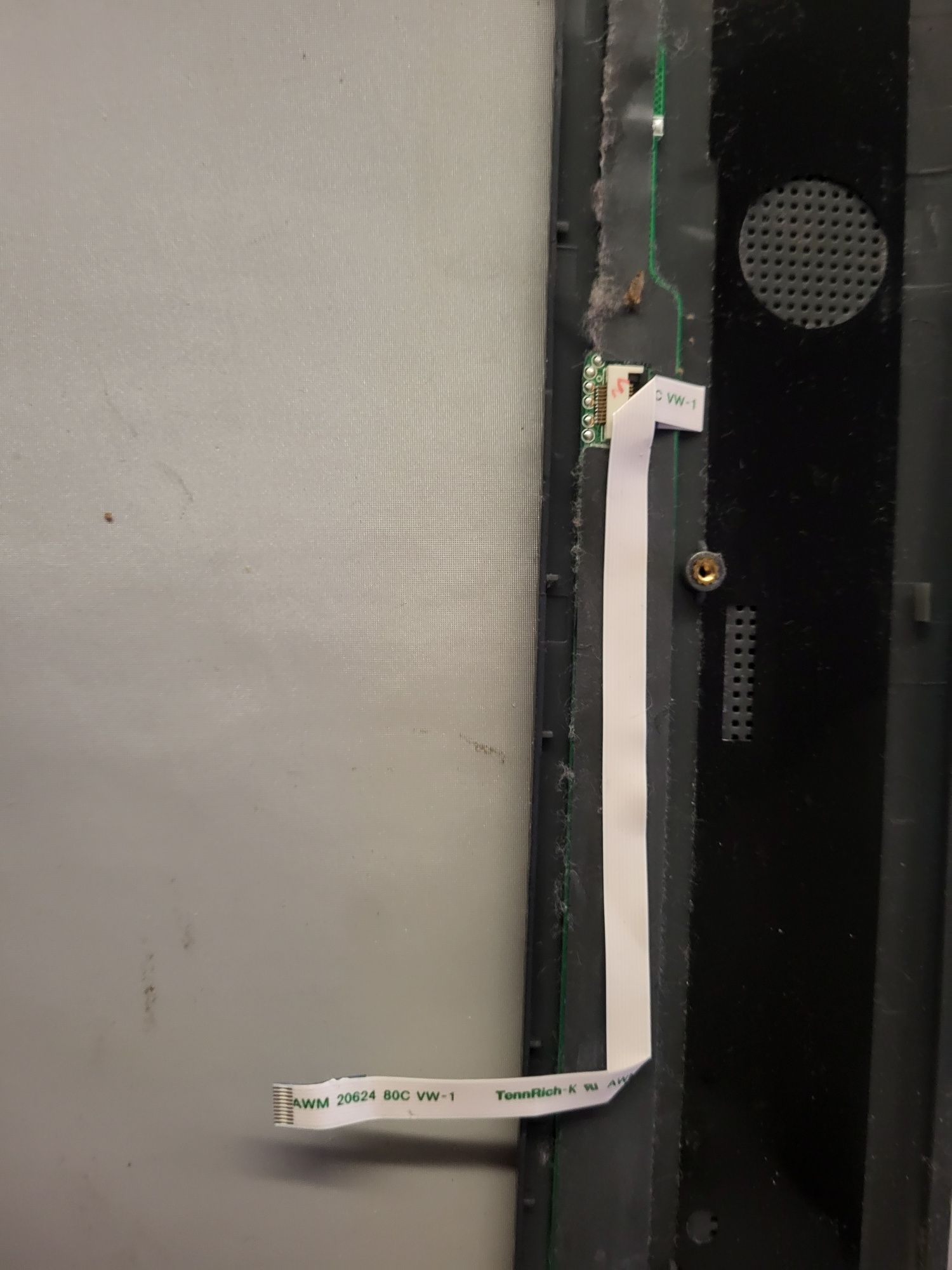 Sprzedam listwę górną do Laptopa DELL STUDIO 1537