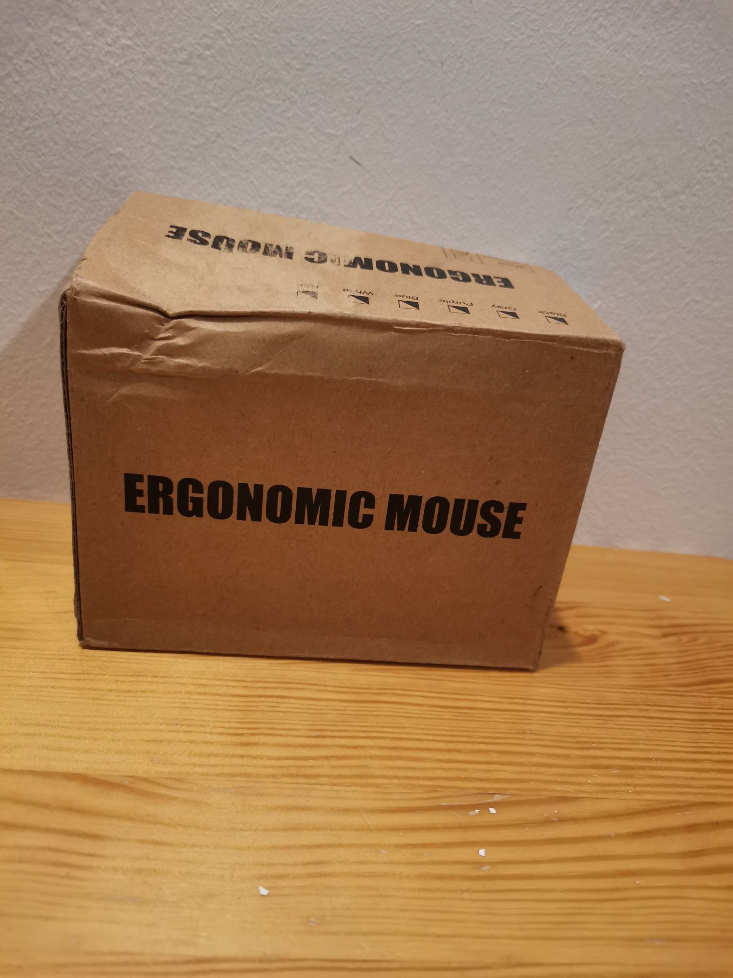 Ergonomiczna myszka gamingowa pionowa