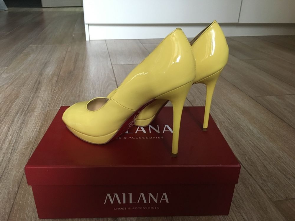 Туфли женские Milana 38 размер