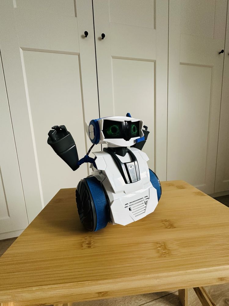 Interaktywny mówiący Robot Clementoni