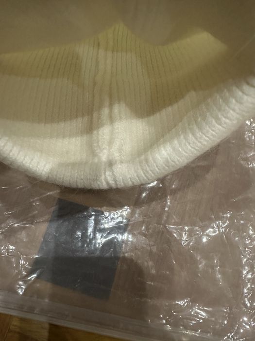 Шапка Calvin Klein. Шапка біла. Шапка шерстяна.