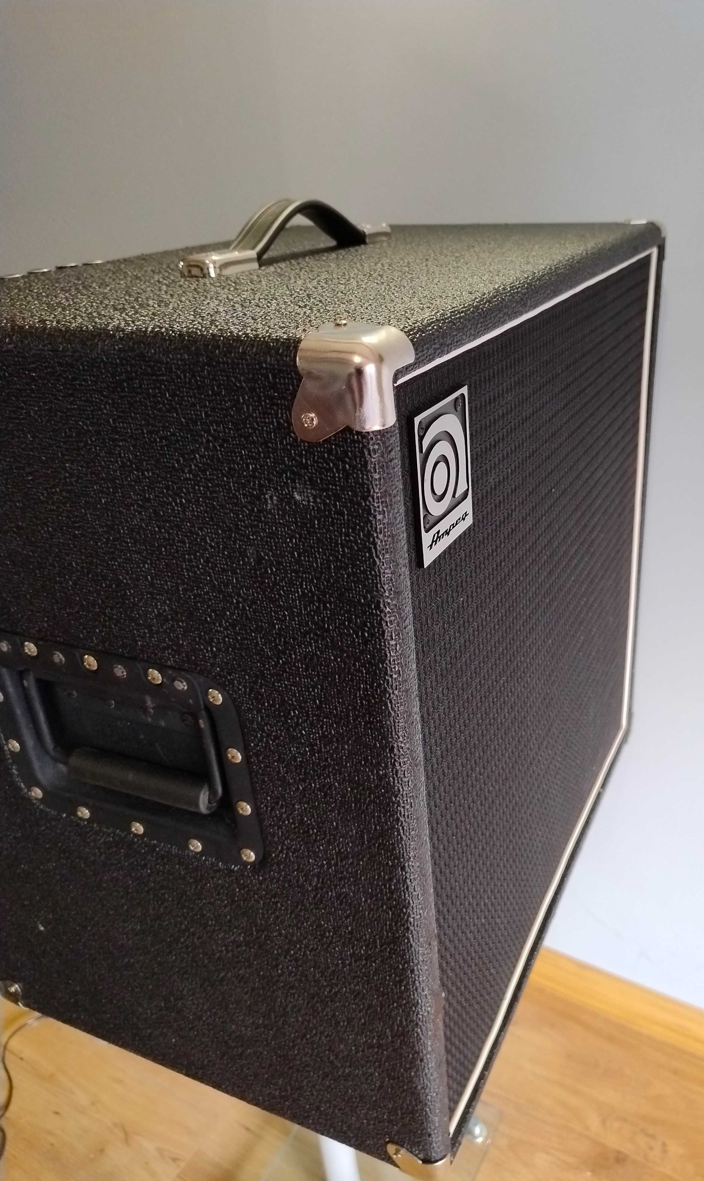 Ampeg BA-115 HPT Combo Basowe Celestion