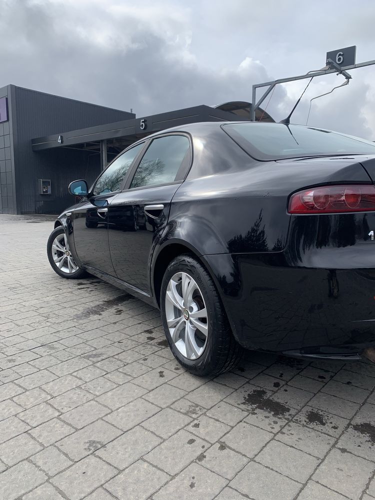 Продаю авто Alfa Romeo 159, 1.9 диз, 120к.с.