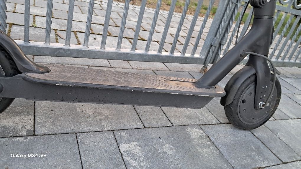 Hulajnoga elektryczna Xiaomi Mi 1s