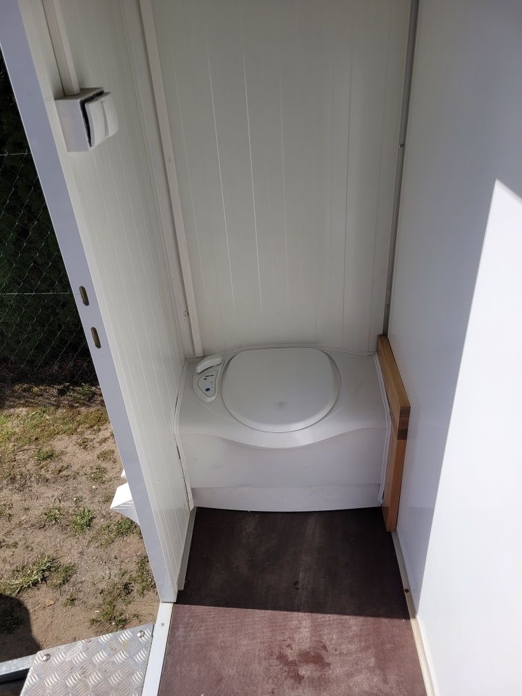 Przyczepa socjalna, biurowa na wynajem  z toaletą WC
