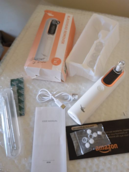 Nowy Odkurzacz Do Usuwania Zaskórników Blackhead Remover Model Y002 -