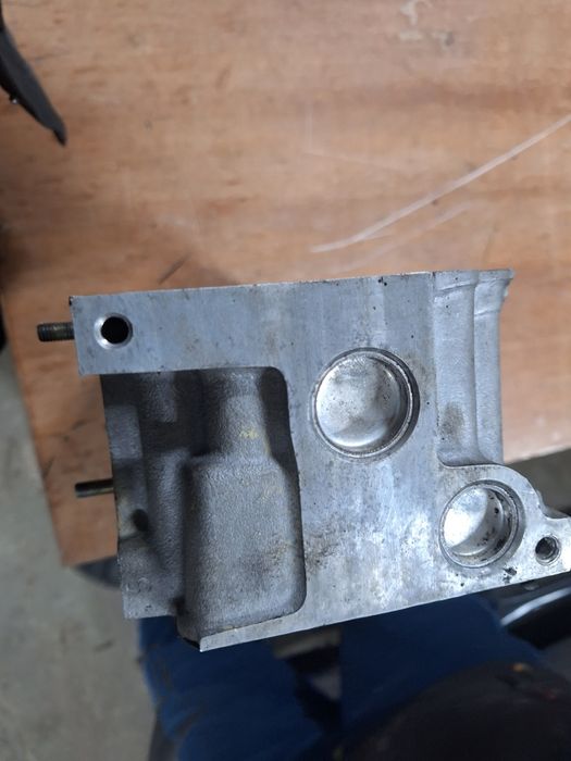 Продам головка опель вектра А 2.0