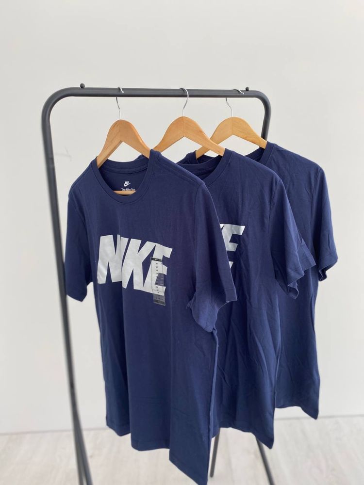 Nike Italic Graphic Logo Men Navy