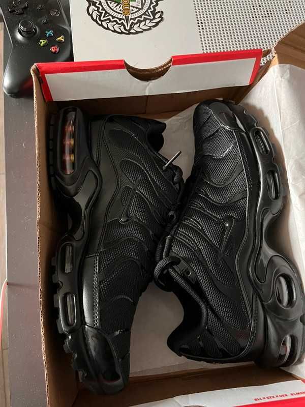 czarny^zręczny^NikeMaxTN^UnisexTrampki Roz.36.5