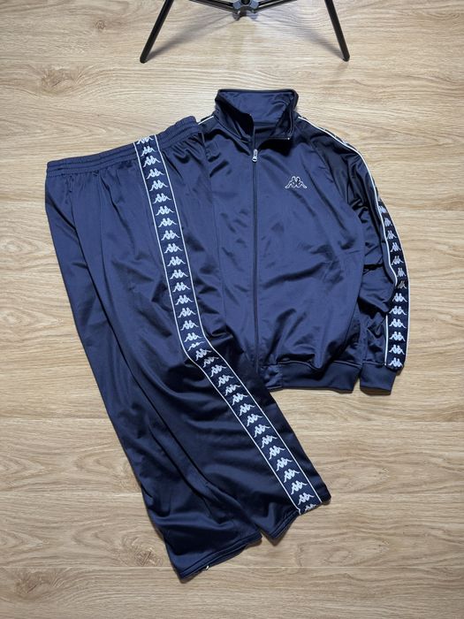 Спортивний костю Kappa на лампасах