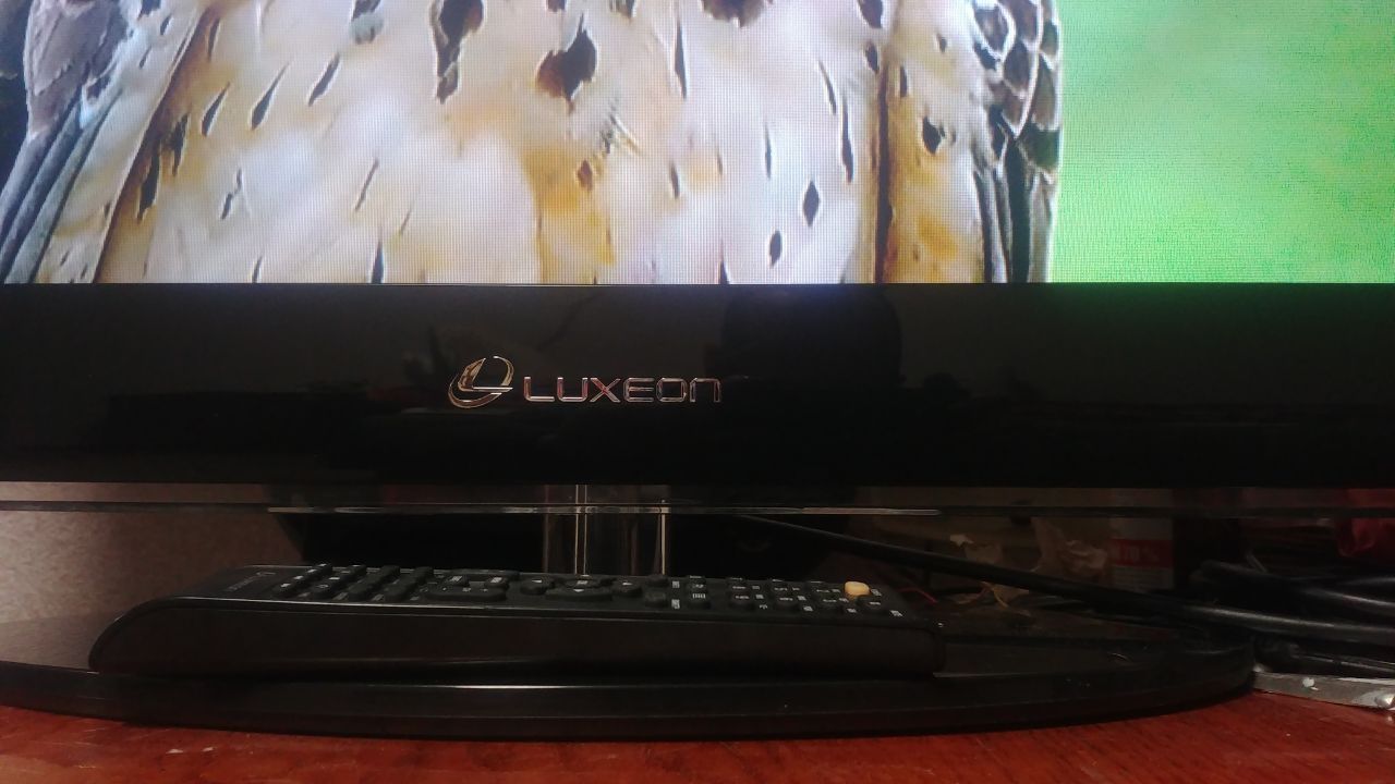 Телевизор Luxeon led tv 3211