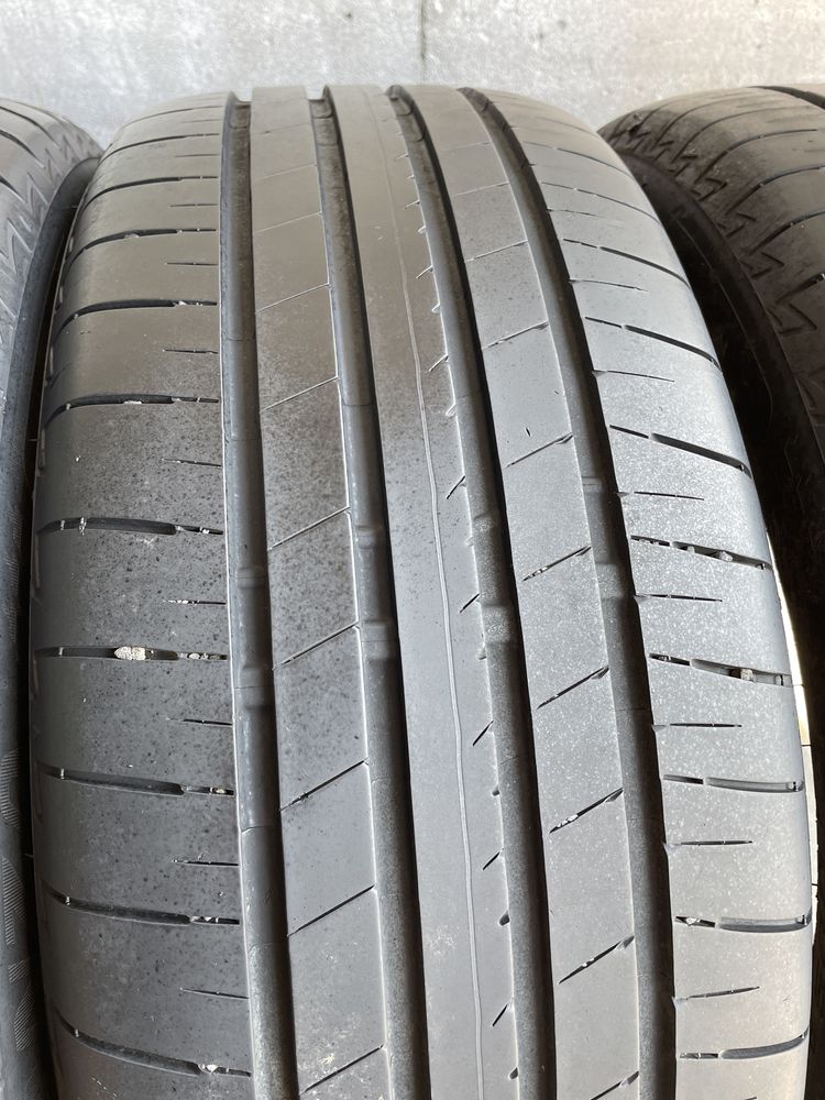 Шини резина 215/55/18 r18 Bridgestone комплект літні