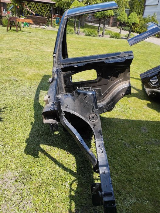 Ćwiartka prawy przód jeep grand cherokee WK2