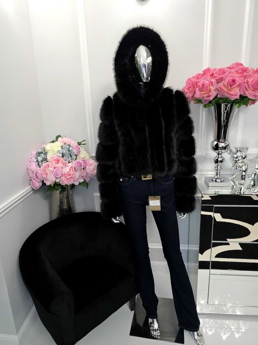 PRZEPIĘKNE futerko bardzo pyszyste S/M