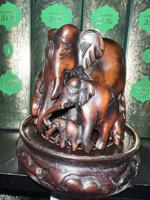 Слоны декоративные