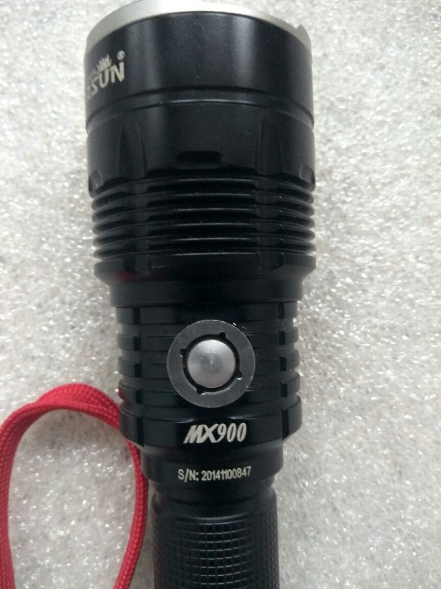 Фонарь дальнобойный прожектор фара Warsun MX900 CREE XM-L2