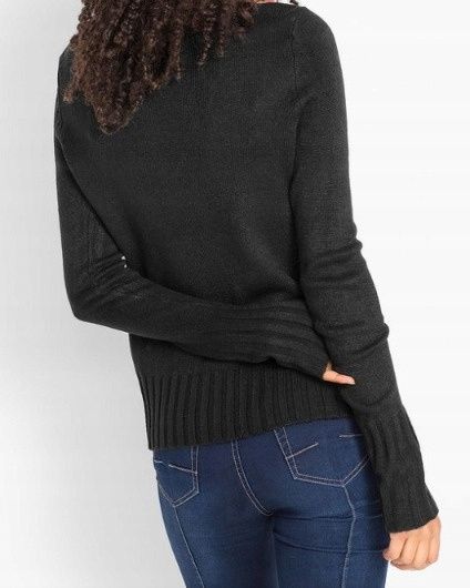 B.P.C czarny sweterek w serek r.44/46