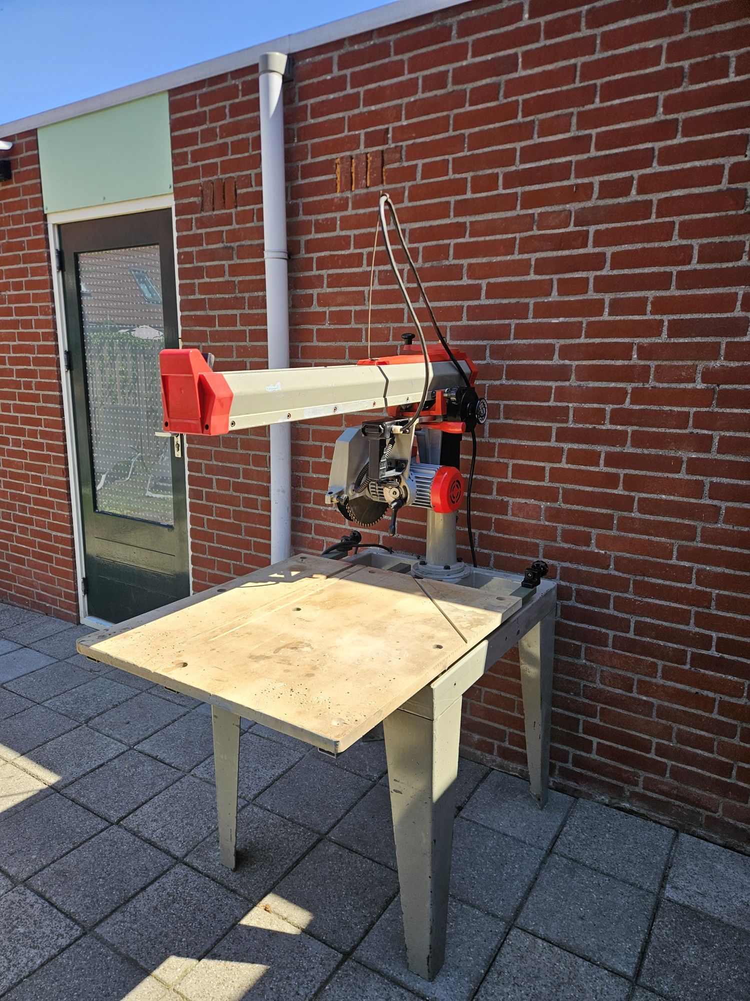 Omga Radial Piła Radialna/Ukośnica Dewalt