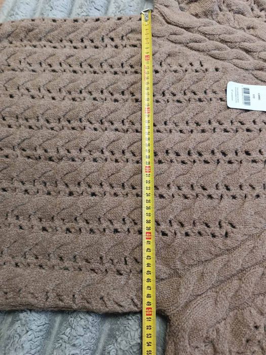 Жіночий светр кофта