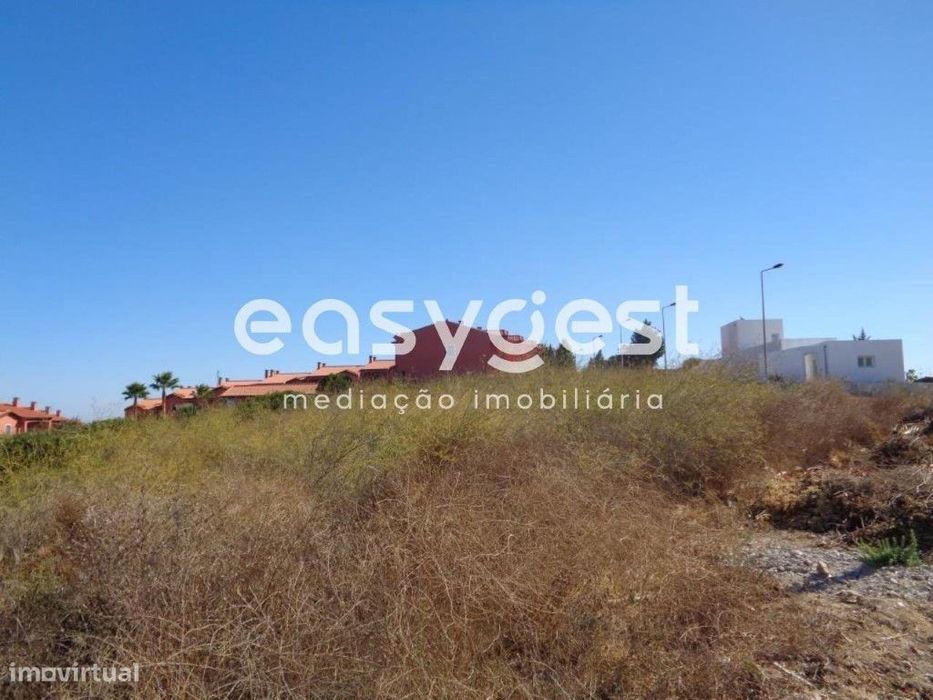 Lote de terreno c/ 6074m2 em Sesimbra (Castelo)