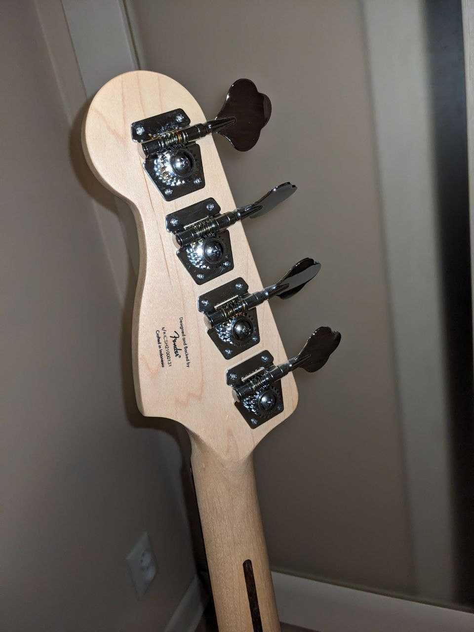 Бас-гітара Squier by Fender Affinity Series Precision Bass