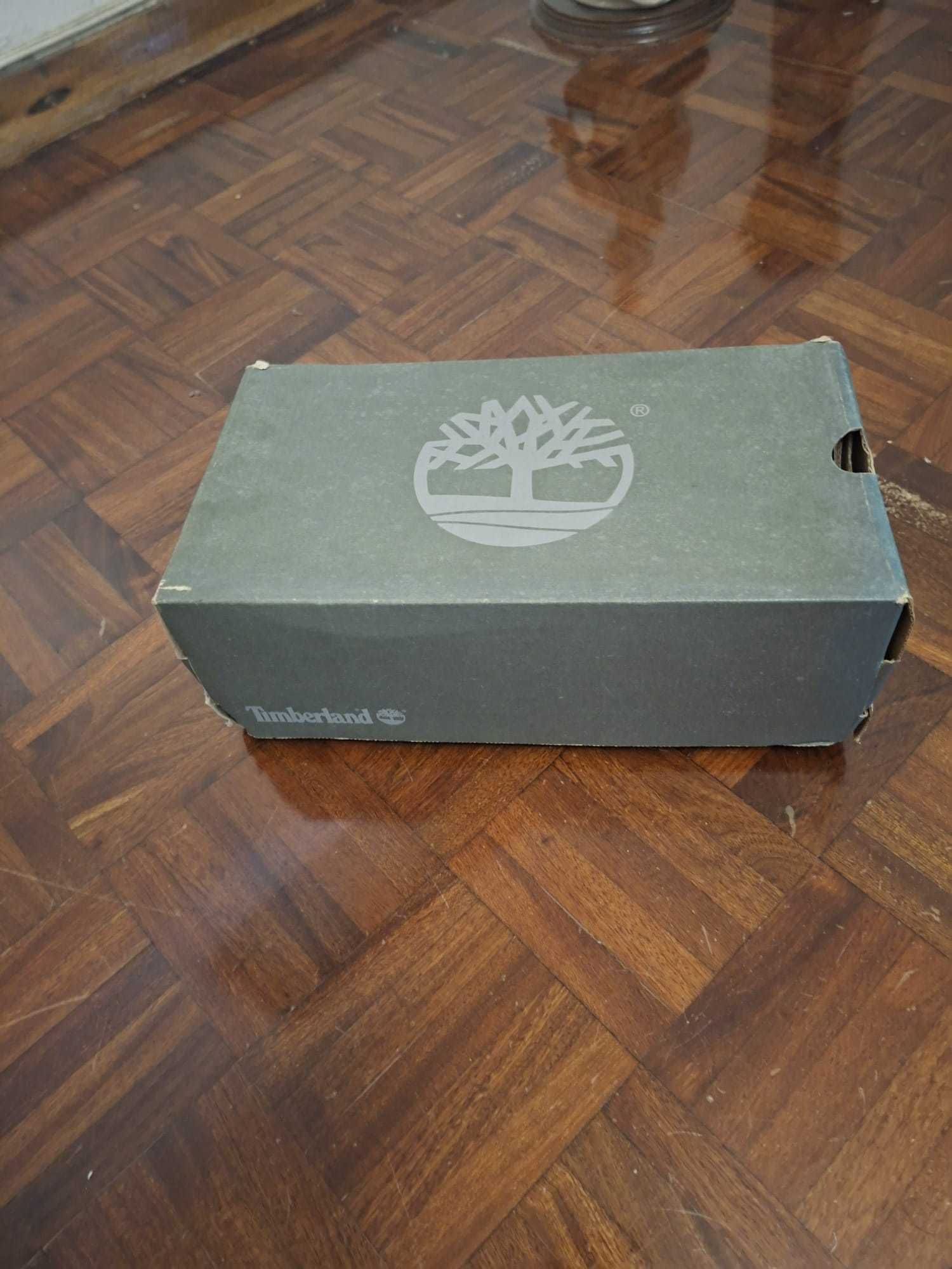 Timberland semi-novo