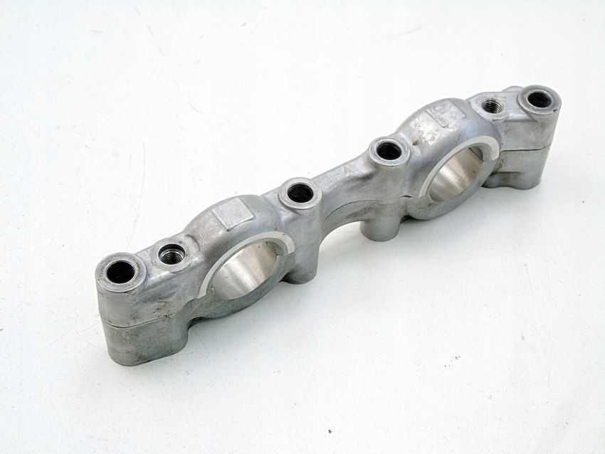 Mostek Wałków Rozrządu 2.2 D4D Avensis Rav4 Corolla Verso Lexus Is200