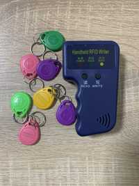 Дубликатор RFID брелков 125кГц