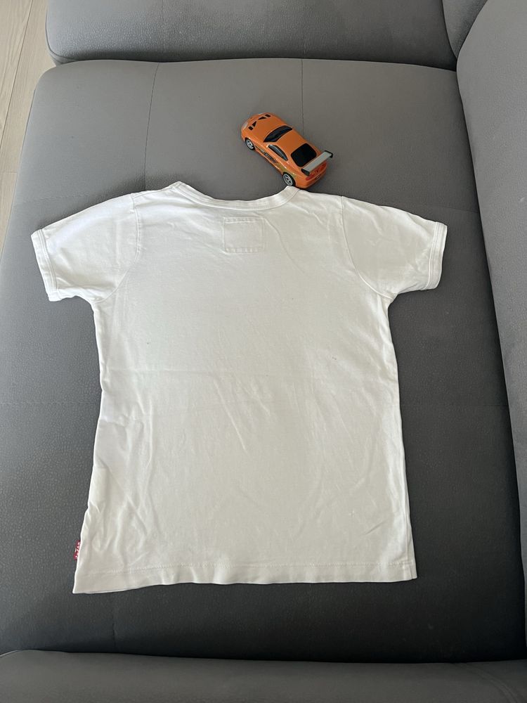 Levis biały t-shirt r. 6/7 lat