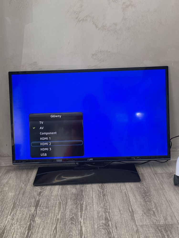 Sprszedam telewizor JVC