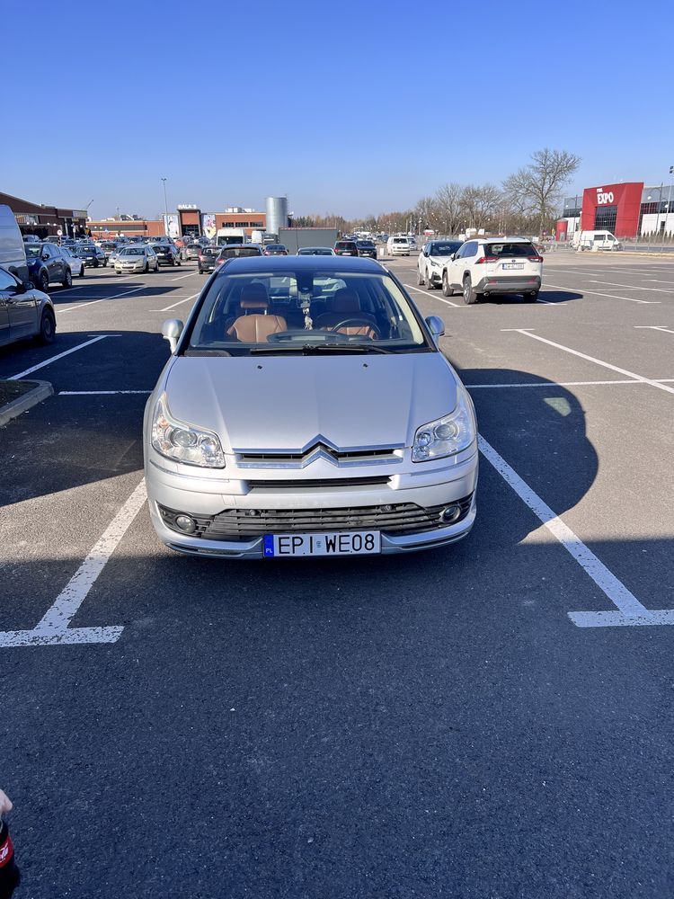 Sprzedam Citroena c4 1.6 benzyna 110 km