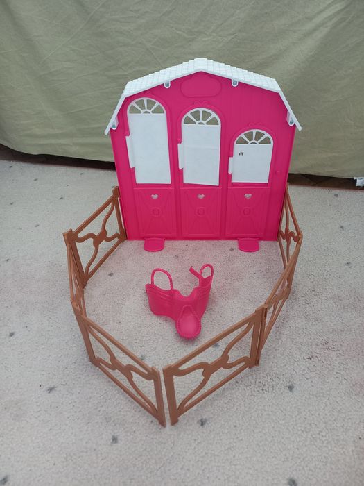 Игровой набор Конюшня Barbie Mattel