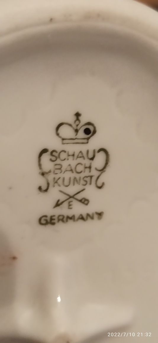 Porcelana Schaubach-Kunst Figurka Damy z lusterkiem