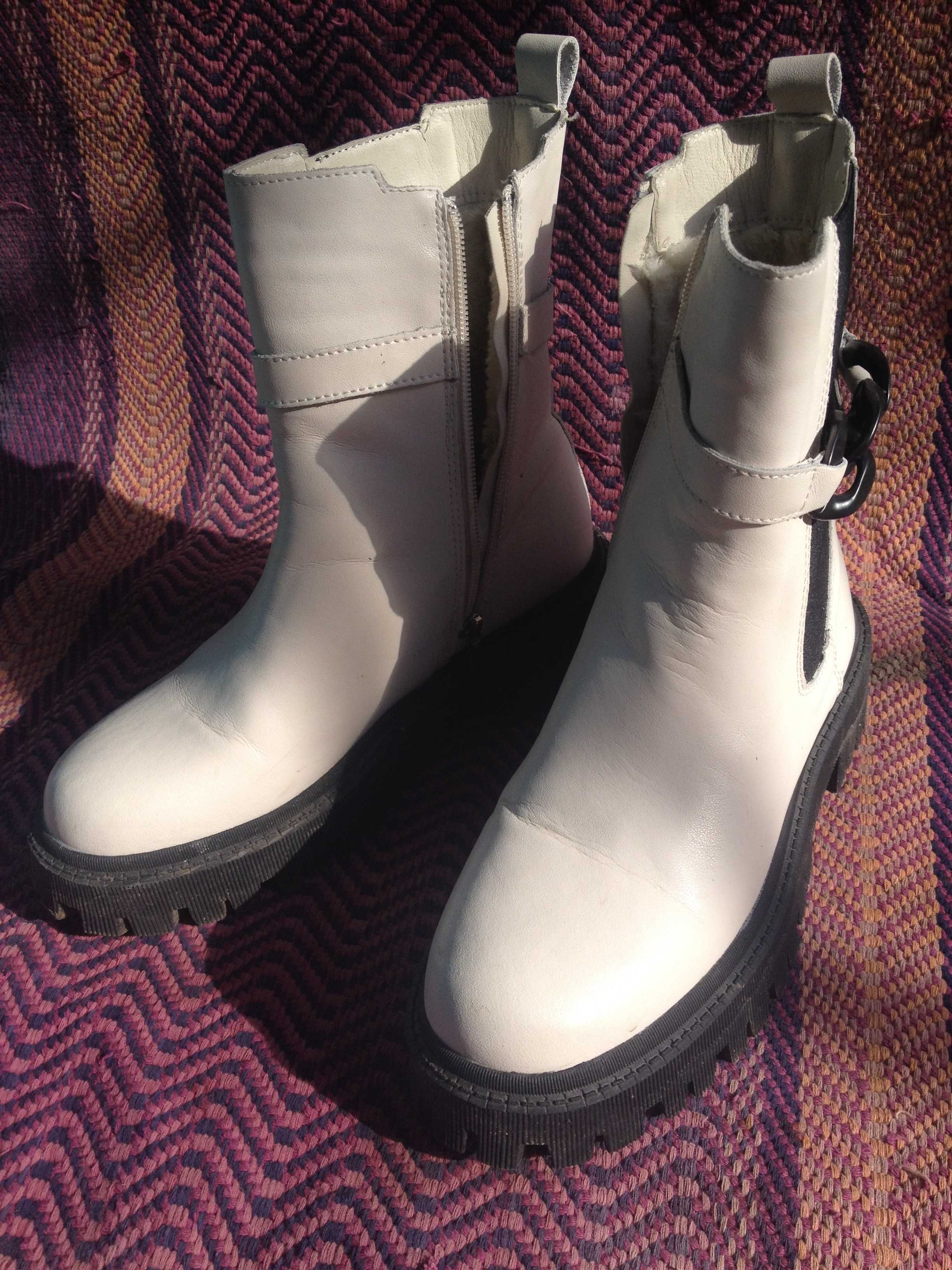 зимние ботинки, сапожки 39 размер