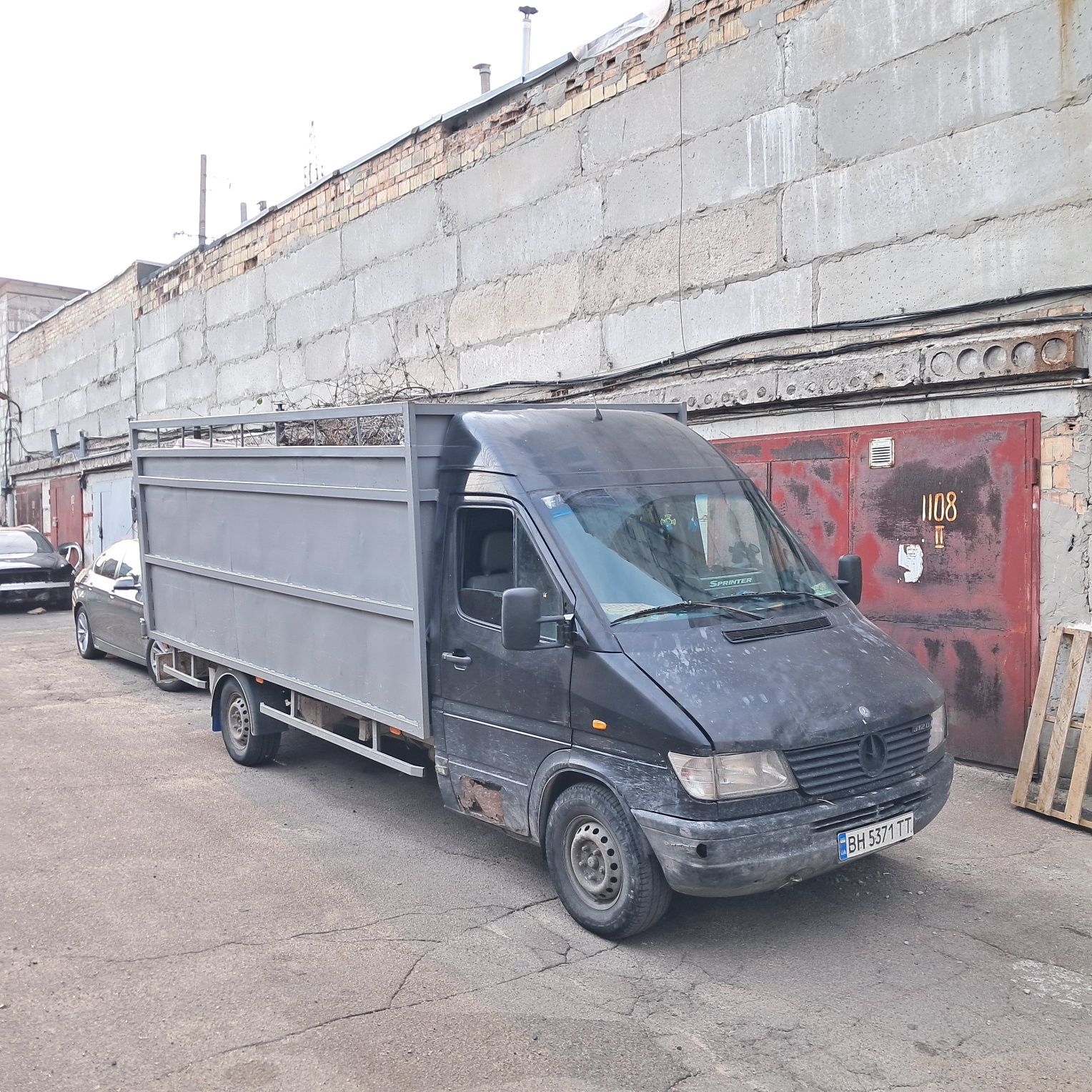 Продам спрінтер скотовоз бортовий ідеальна ідея для бізнесу.  Срочно
