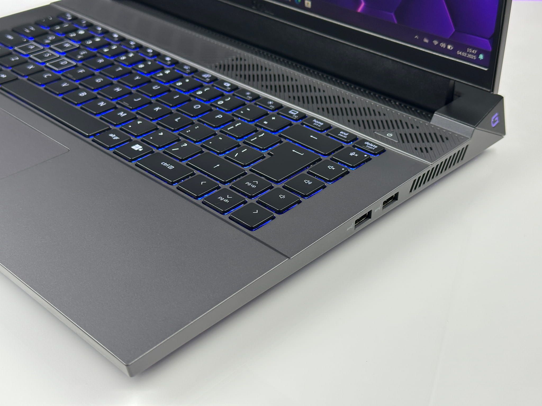 Laptop DELL G16 7630 | i7-13650HX / QHD+ / RTX 4060 / 165Hz / 32GB/1TB
