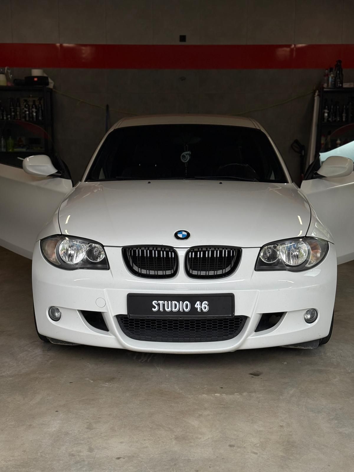 BMW Seria 1 e81 118D 143KM